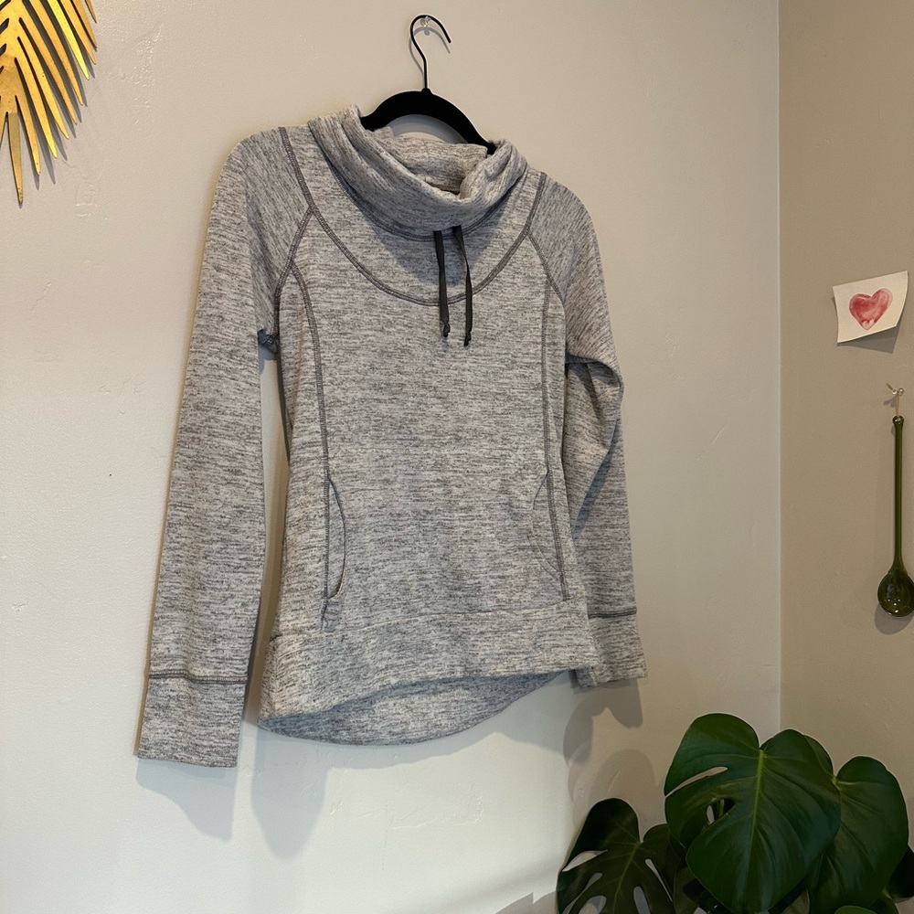 Khul Gray Active Sweater